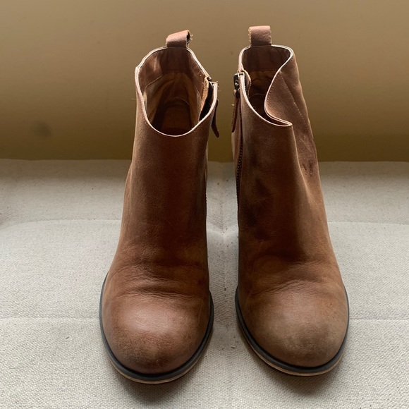 B.P.  Women's Brown Block Heel Leather Bootie Size 9.5 - Picture 7 of 15